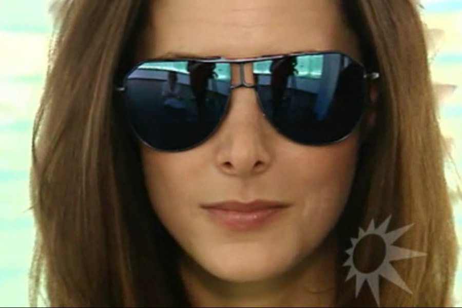 Sunny weather and sunglasses on television — Vision Today
