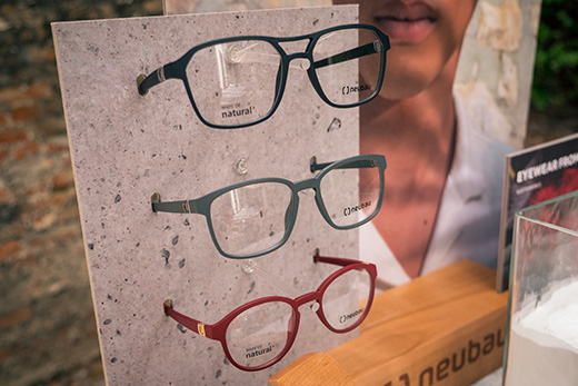 Neubau nog eens uit hoe zij brillen maken… — Vision Today
